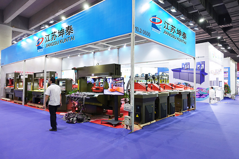 exhibition-(26)bxe