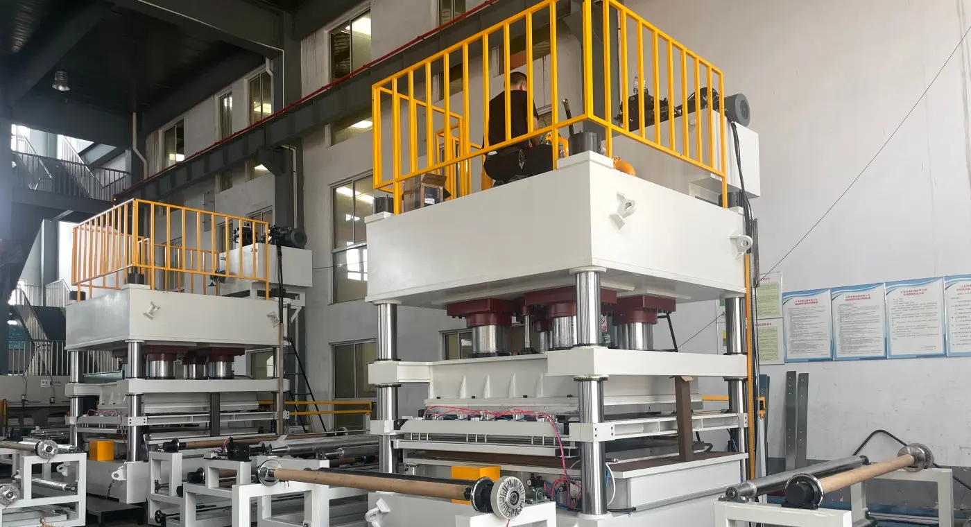 UD Tape Crossply Machines_1400.jpg