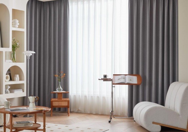 What are the common widths of curtain fabric laminating machine?